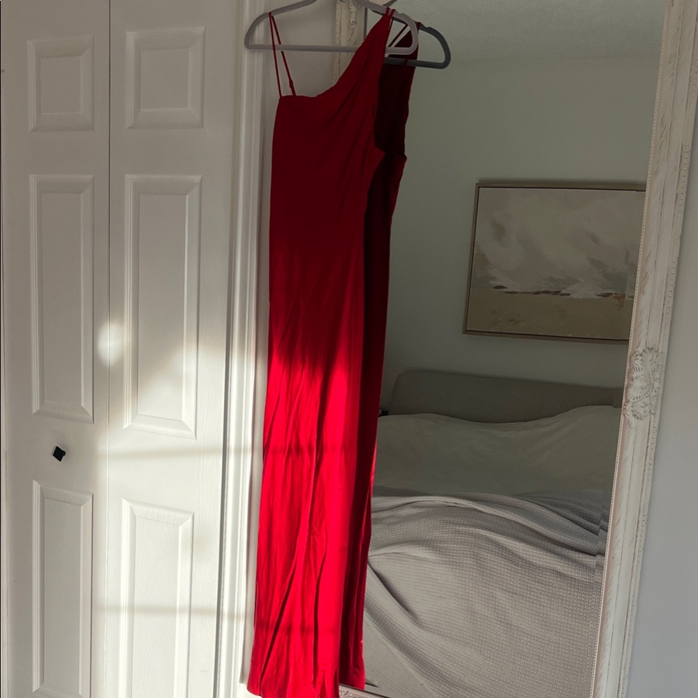 Vibrant Red One-Shoulder Style Maxi Dress - Picture 4 of 4